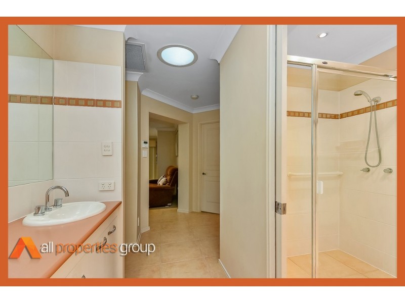 46 Morialta Place, Parkinson QLD 4115