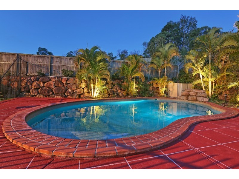 30 Fairmont Crescent, Underwood QLD 4119