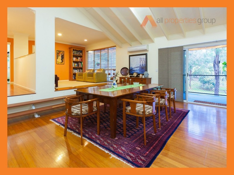 24 Kingfisher Rd, Greenbank QLD 4124