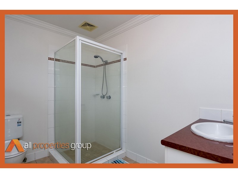 2 Clifford Close, Kuraby QLD 4112