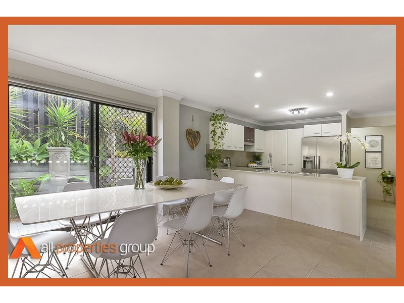 5 Mapelton Circuit, Parkinson QLD 4115