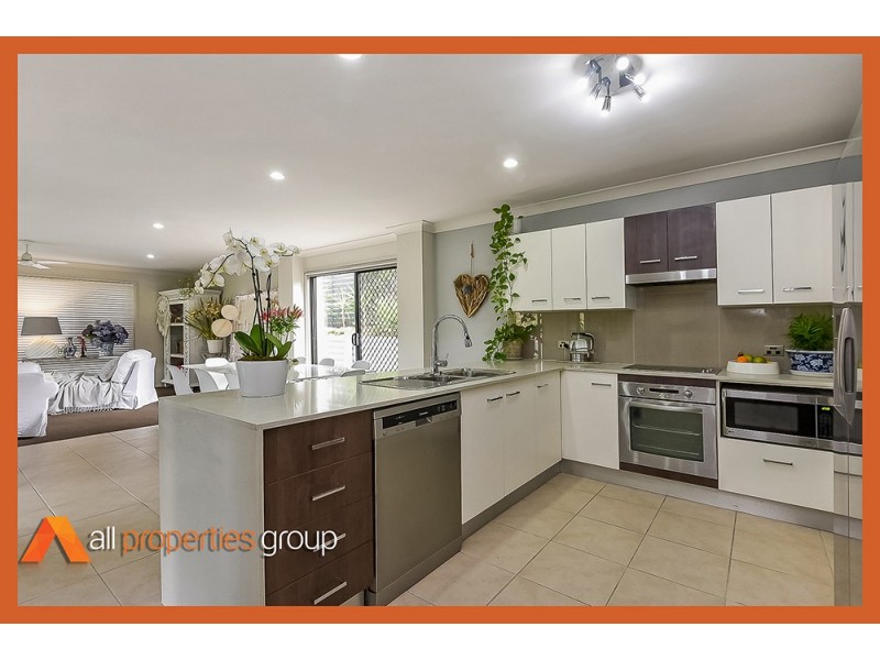 5 Mapelton Circuit, Parkinson QLD 4115