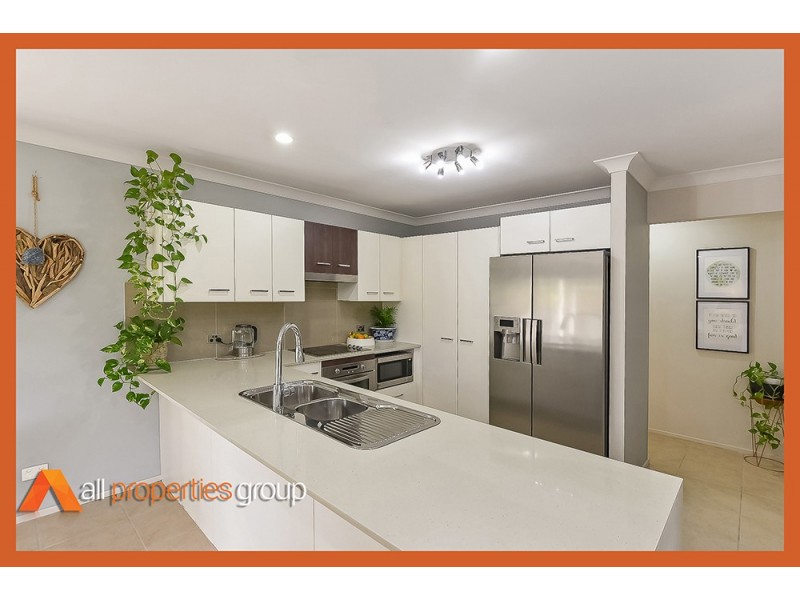 5 Mapelton Circuit, Parkinson QLD 4115