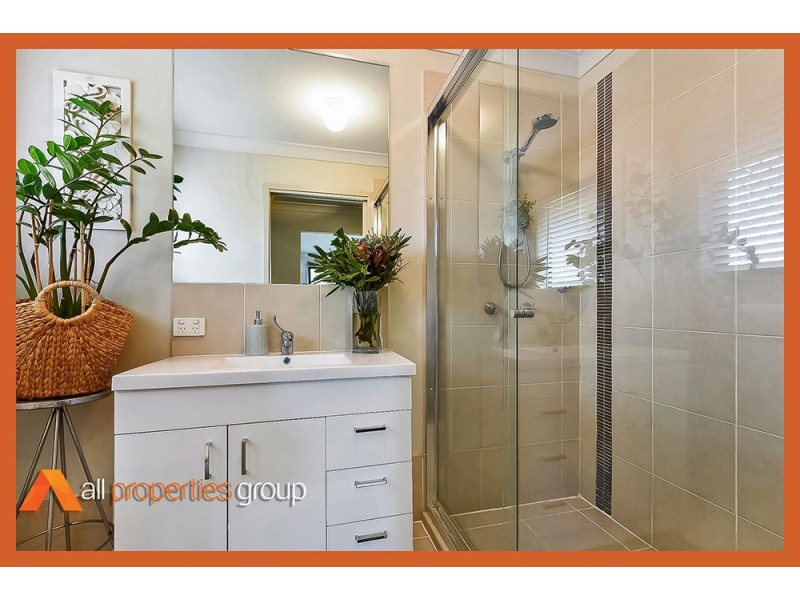 5 Mapelton Circuit, Parkinson QLD 4115