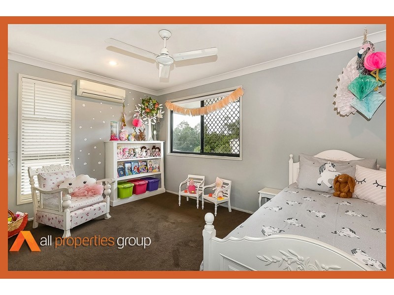 5 Mapelton Circuit, Parkinson QLD 4115