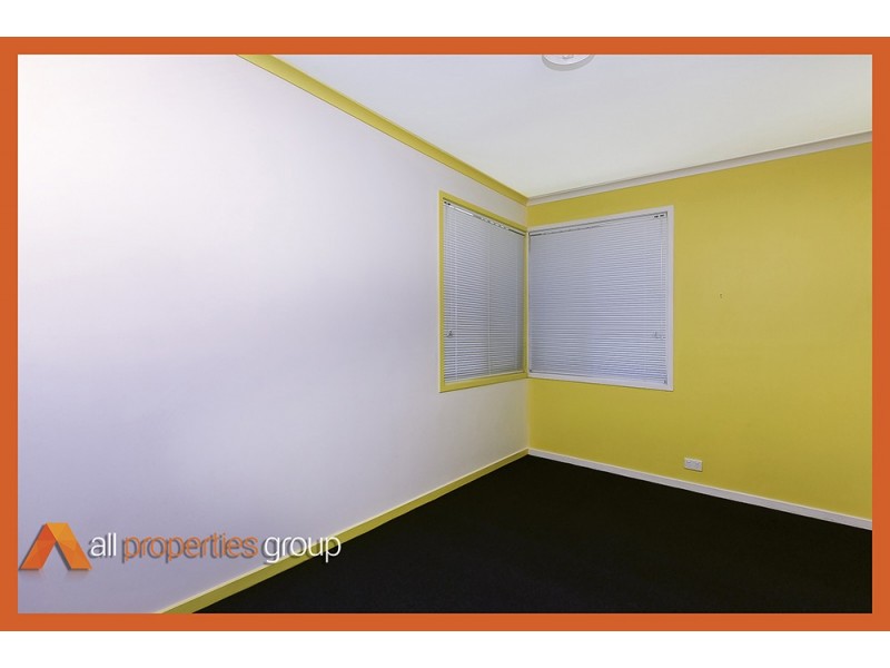 10 Stacey Court, Crestmead QLD 4132