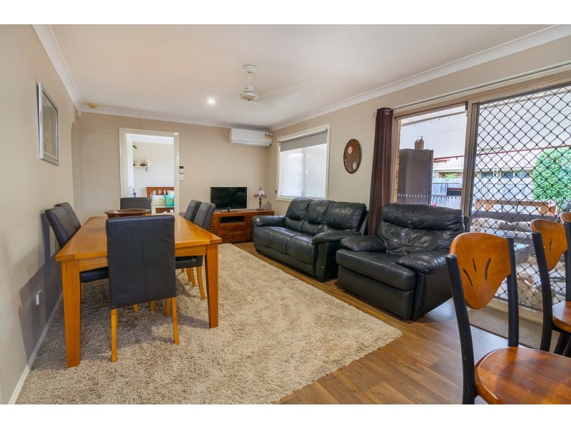 27 VIROSA CT, Regents Park QLD 4118