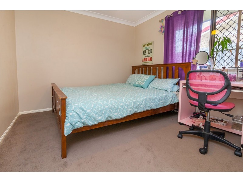 27 VIROSA CT, Regents Park QLD 4118