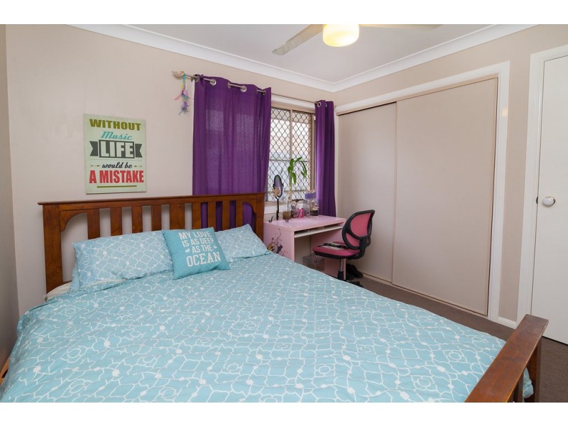 27 VIROSA CT, Regents Park QLD 4118