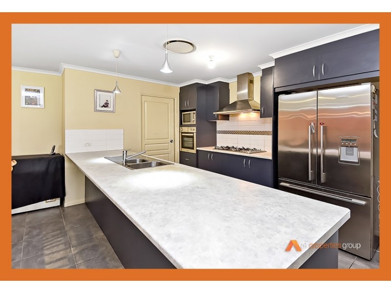 3 Coolibah Street, Heathwood QLD 4110