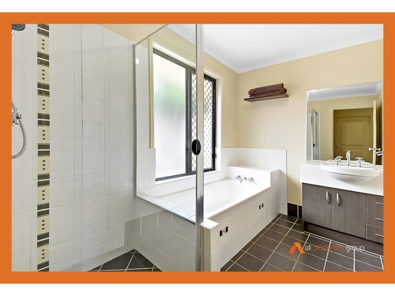 3 Coolibah Street, Heathwood QLD 4110