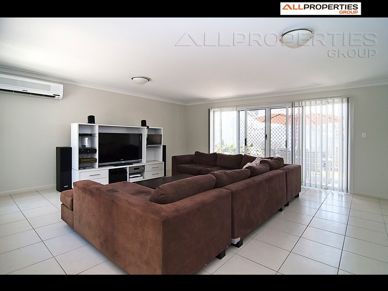 16 Barrington Street, Springfield Lakes QLD 4300