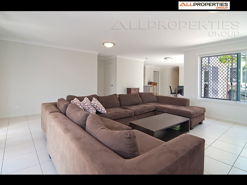 16 Barrington Street, Springfield Lakes QLD 4300