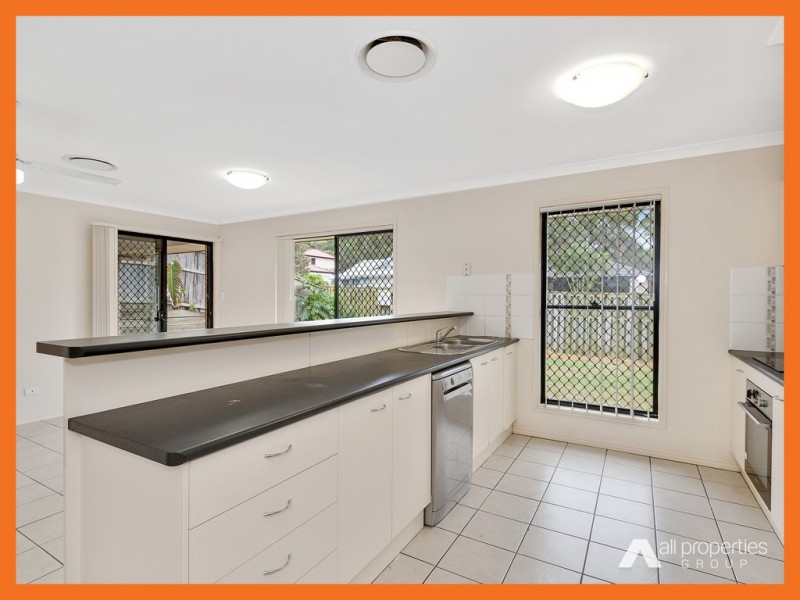 1 Howell Pl, Drewvale QLD 4116