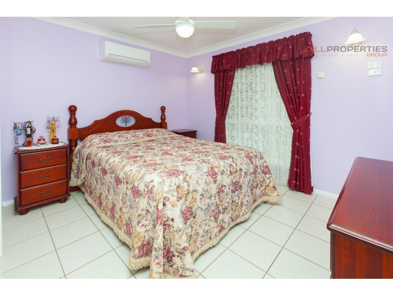 49 Hickory Street, Marsden QLD 4132