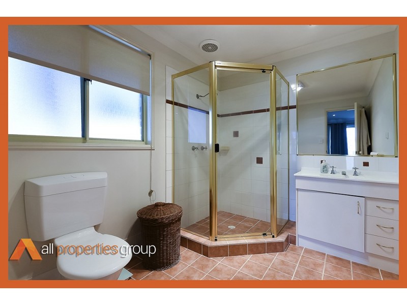 16 Glenlee Place, Parkinson QLD 4115