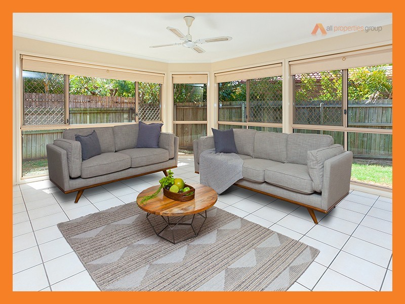 8 Branxton Place, Parkinson QLD 4115