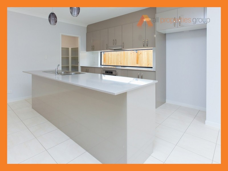 33 Lockyer Pl, Drewvale QLD 4116