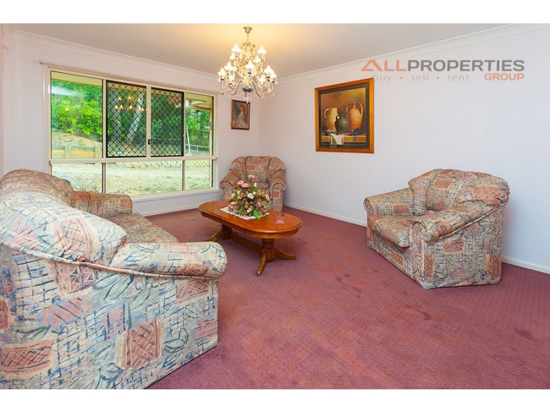 15-17 Belinda Court, Munruben QLD 4125