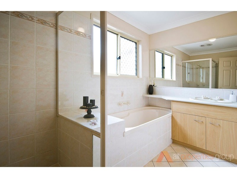 3 Cobham Lane, Forest Lake QLD 4078