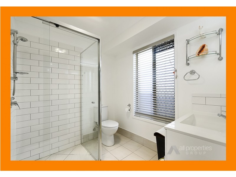 18 Huon Place, Forest Lake QLD 4078