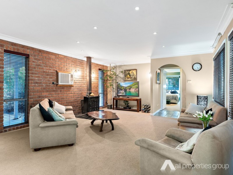 22-24 Broadsword Court, Forestdale QLD 4118