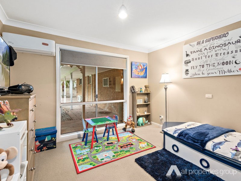 22-24 Broadsword Court, Forestdale QLD 4118