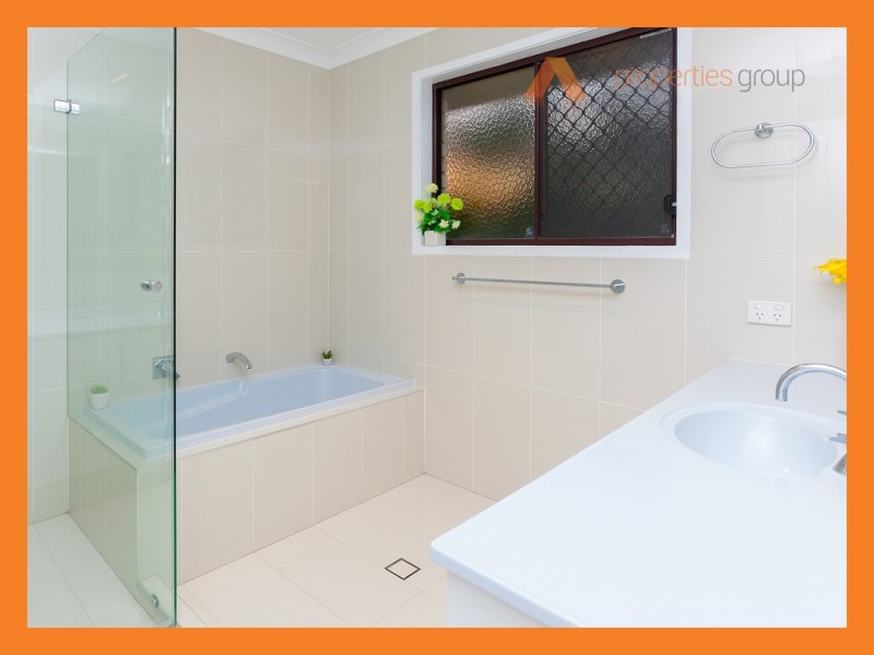 36 Wallaroo Ct, Greenbank QLD 4124