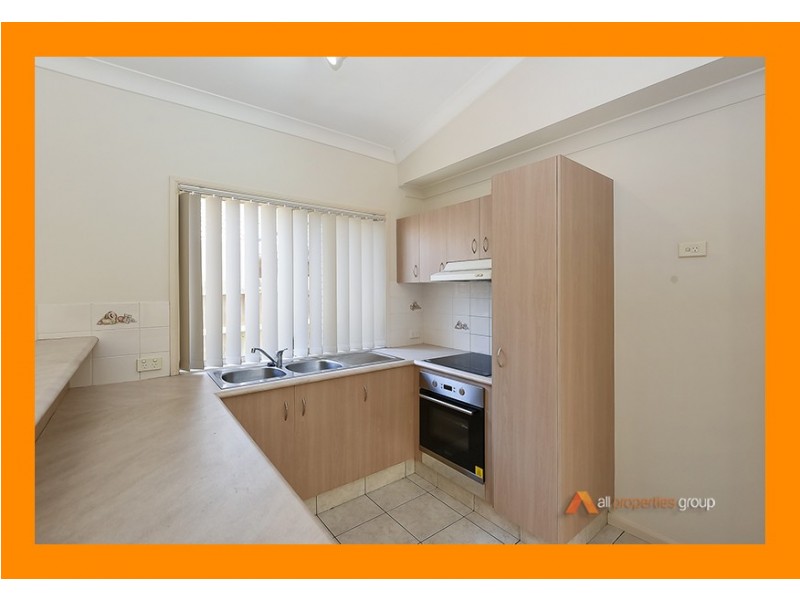 33 Laricina Circuit, Forest Lake QLD 4078