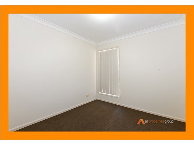 33 Laricina Circuit, Forest Lake QLD 4078