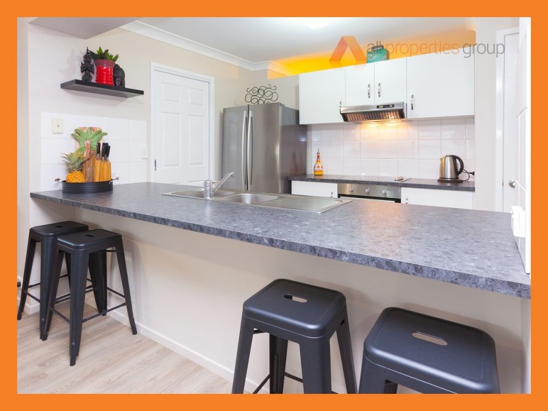 3 Beaufort Ct, Calamvale QLD 4116