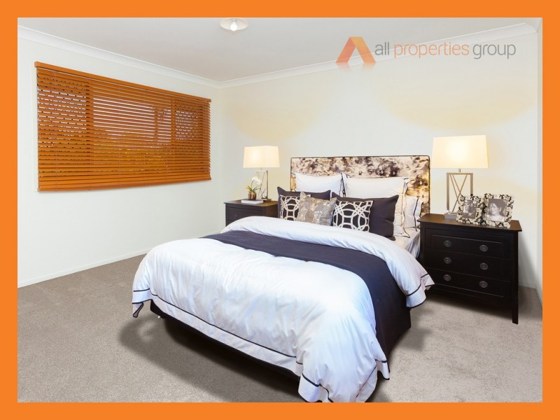 3 MINT GROVE, Regents Park QLD 4118
