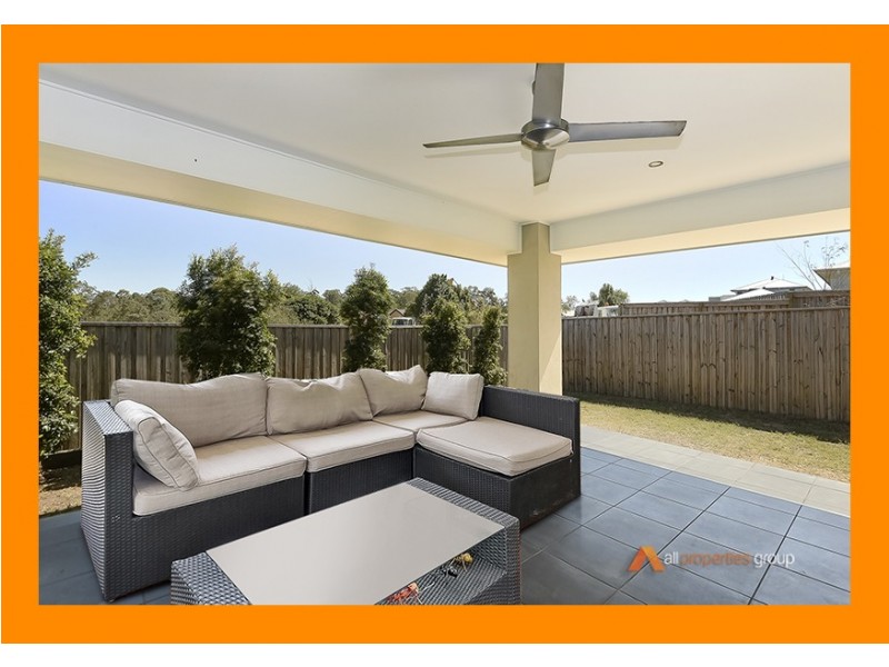 64 The Avenue, Heathwood QLD 4110