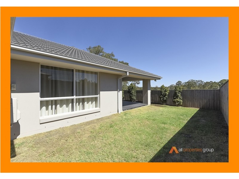 64 The Avenue, Heathwood QLD 4110