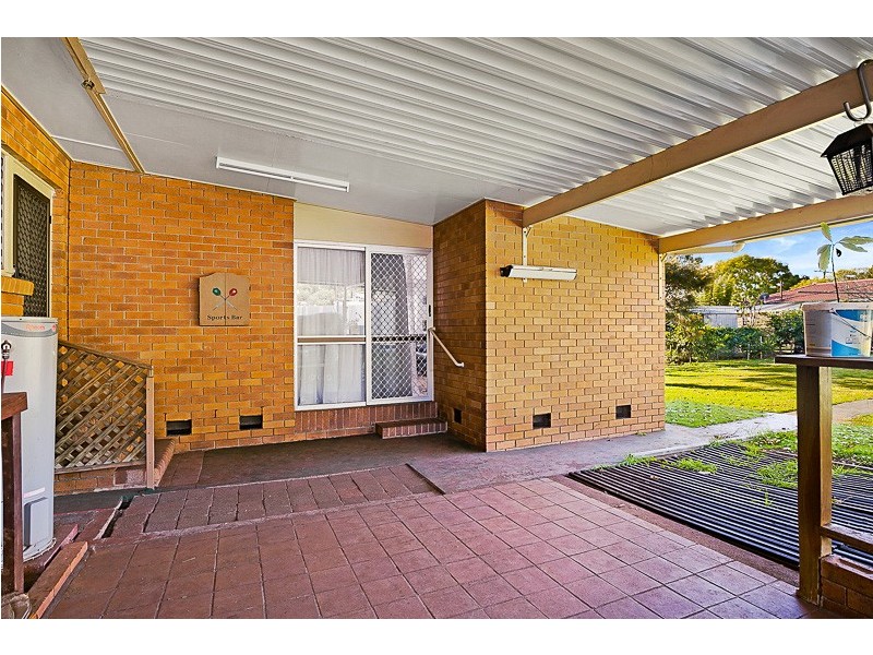 6 Amos Crescent, Mount Lofty QLD 4350