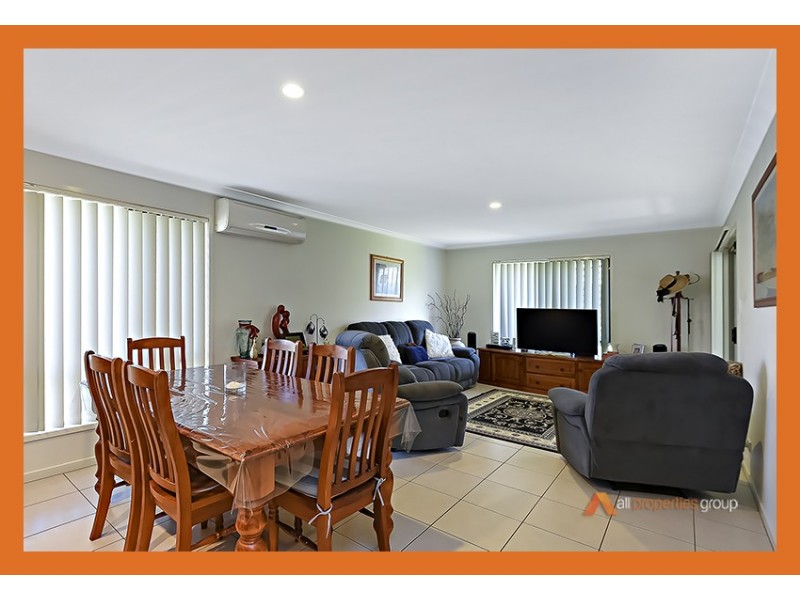 38 Steelwood Street, Heathwood QLD 4110