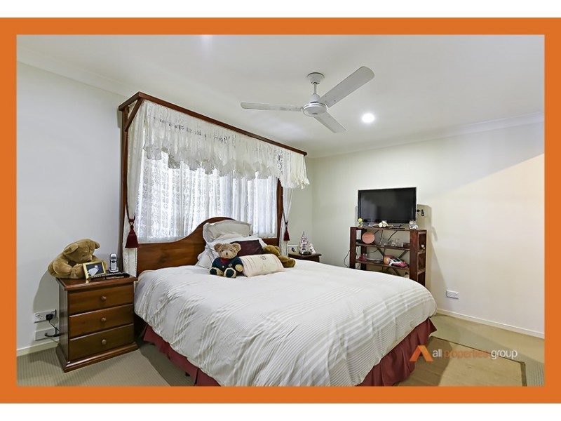 38 Steelwood Street, Heathwood QLD 4110