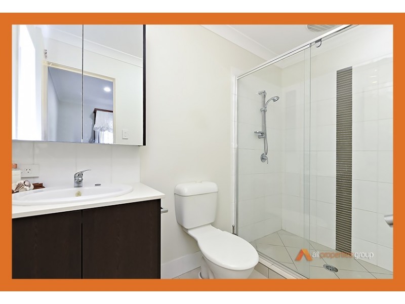 38 Steelwood Street, Heathwood QLD 4110