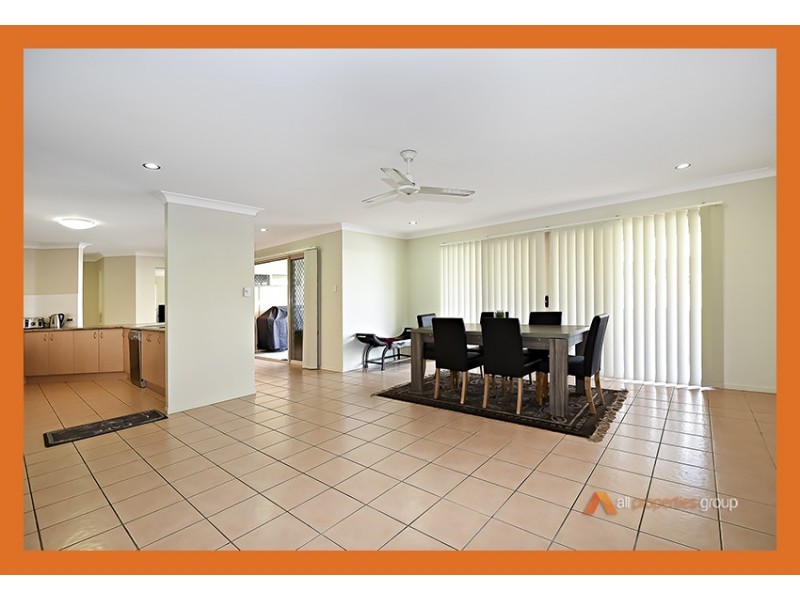 98 Parkwood Drive, Heathwood QLD 4110