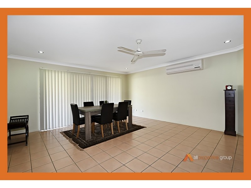 98 Parkwood Drive, Heathwood QLD 4110