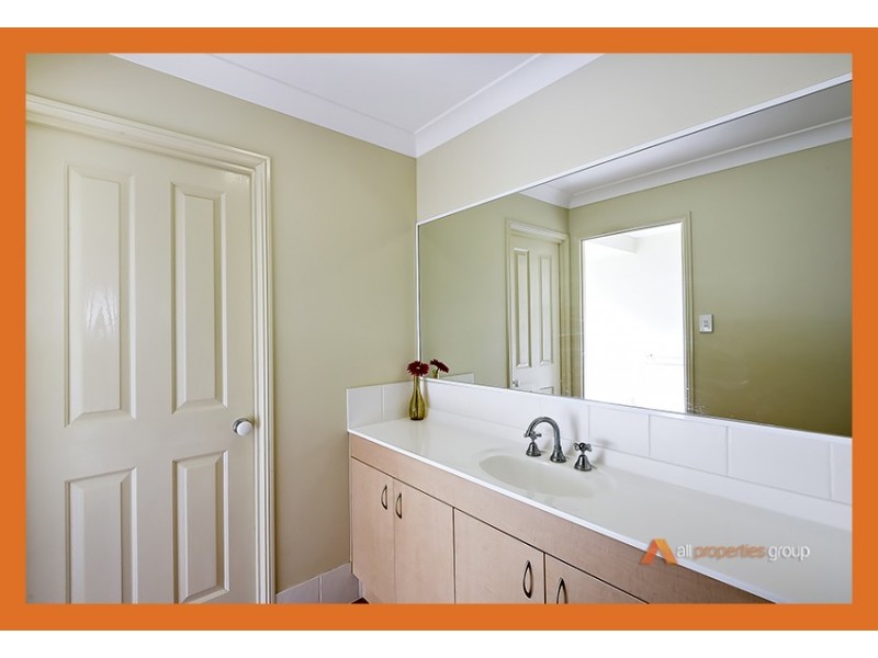 98 Parkwood Drive, Heathwood QLD 4110