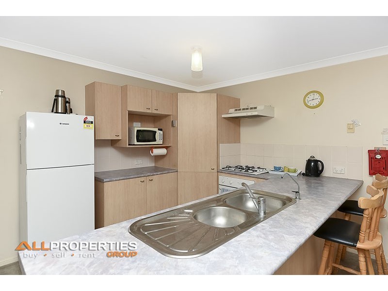 39 Murrumbidgee St, Hillcrest QLD 4118