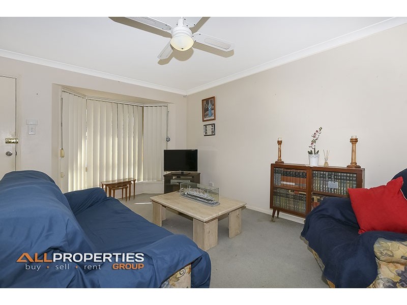 39 Murrumbidgee St, Hillcrest QLD 4118
