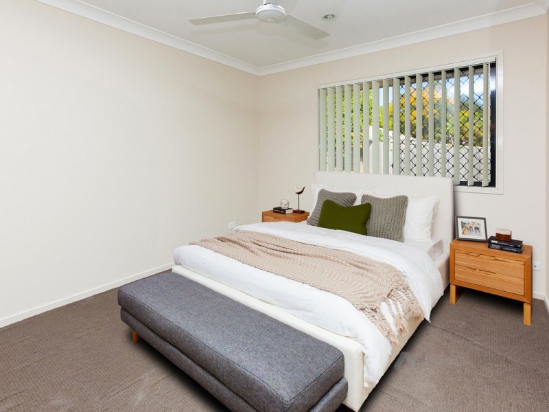 30 Lachlan Lane, Hillcrest QLD 4118