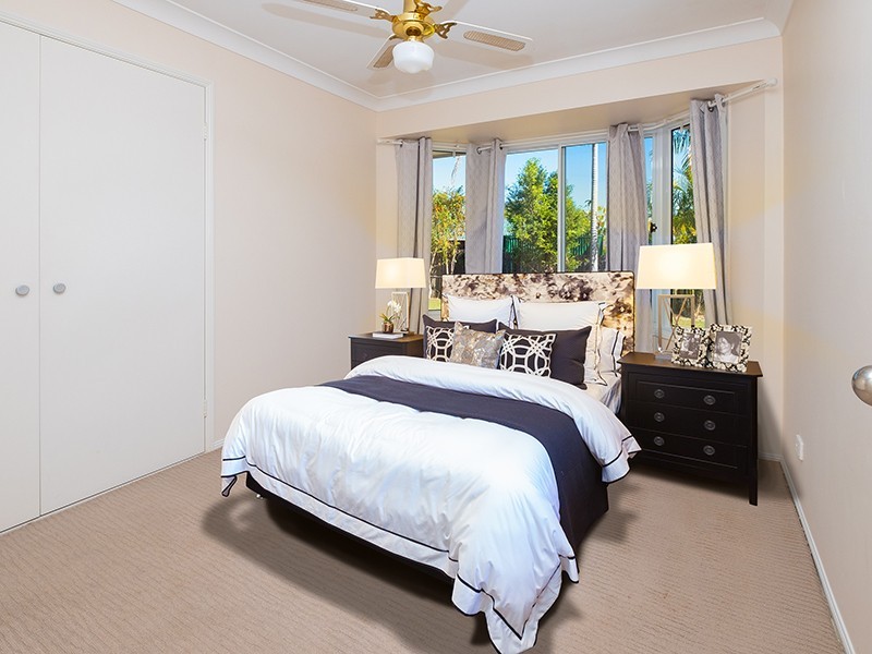 3 Noosa Court, Hillcrest QLD 4118