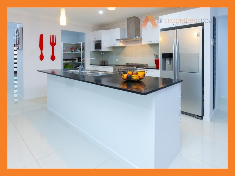 7 Willow Rise Dr, Waterford QLD 4133