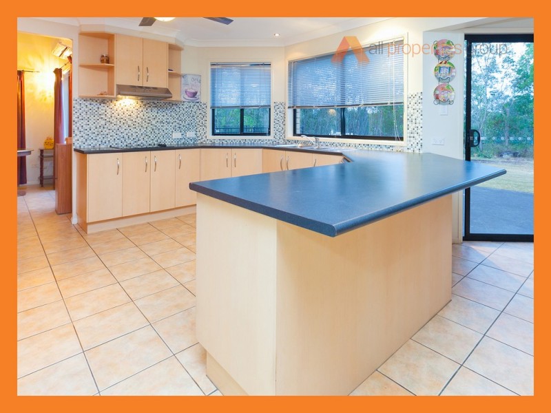 36 Bronzewing Ct, Greenbank QLD 4124