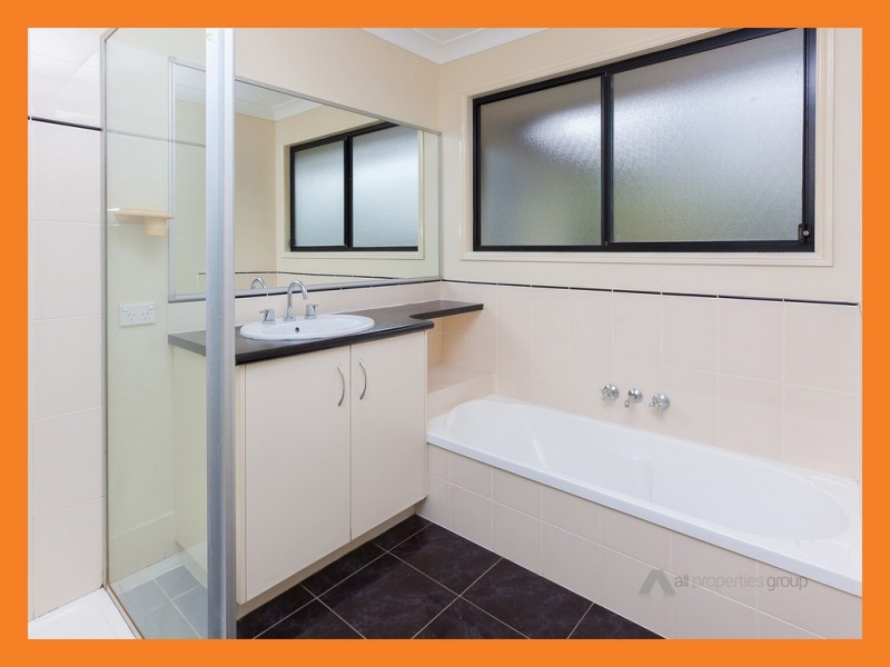 36 Bronzewing Ct, Greenbank QLD 4124