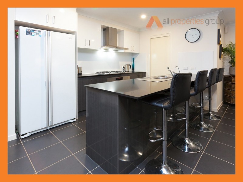 68 MARCUS DRIVE, Regents Park QLD 4118