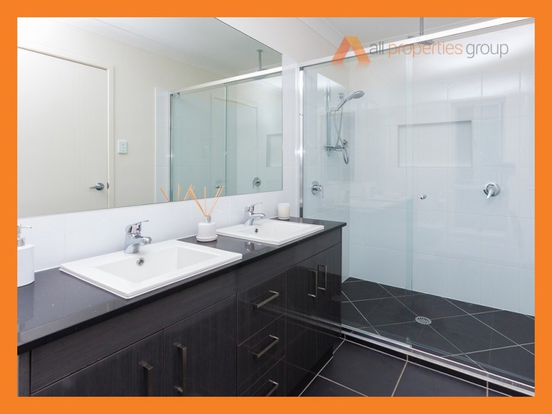 68 MARCUS DRIVE, Regents Park QLD 4118